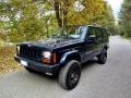 1 JEEP Cherokee